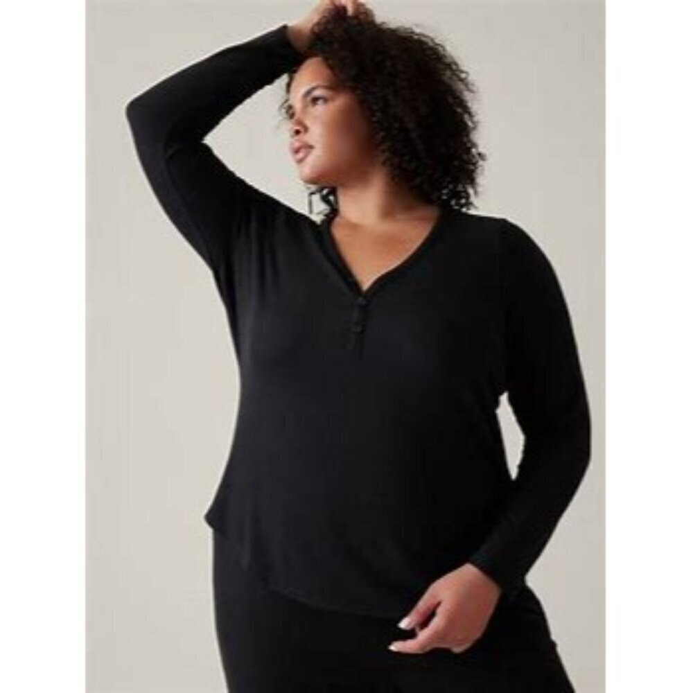 Athleta Wind Down Sleep Top in Black 2X